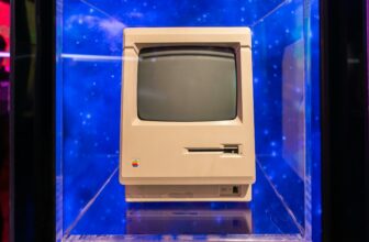 Glad Birthday, Macintosh! The Iconic Laptop Turns ...