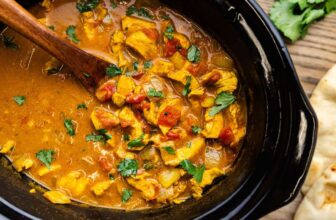 Sluggish Cooker Coconut Hen Curry