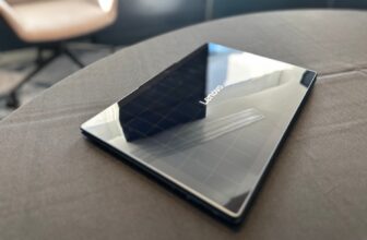 Lenovo Photo voltaic-Powered Yoga PC Means You By ...