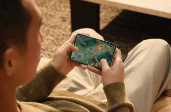 Huawei Pura X: Modern Clamshell Foldable With Dist...