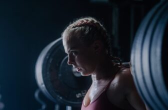 What Does Lifting Heavy Imply for Ladies? A No-BS ...