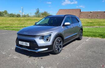 Is the Kia Niro the perfect price range hybrid cro...