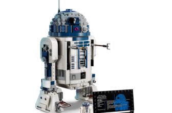 LEGO Star Wars R2-D2 Is Promoting for Pennies, Ama...