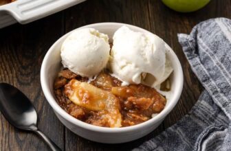 Apple Brown Betty (Straightforward & Scrumpti...