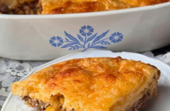 Inconceivable Chili Pie (Straightforward Bisquick ...