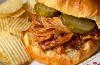 SLOW COOKER CHICKEN BARBECUE – The Southern ...
