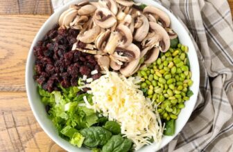 Crunchy Spinach Salad – Barefeet within the ...